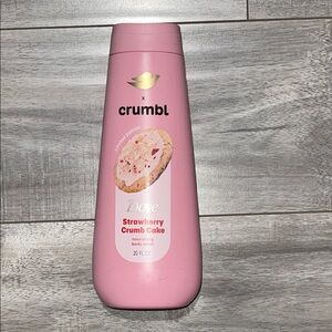 Dove x Crumbl Strawberry Crumb Cake Body Wash - Pink